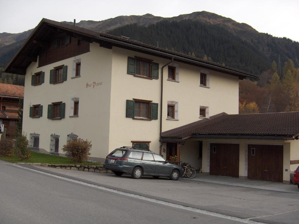 Apartamento Hus Pravis Klosters Exterior foto